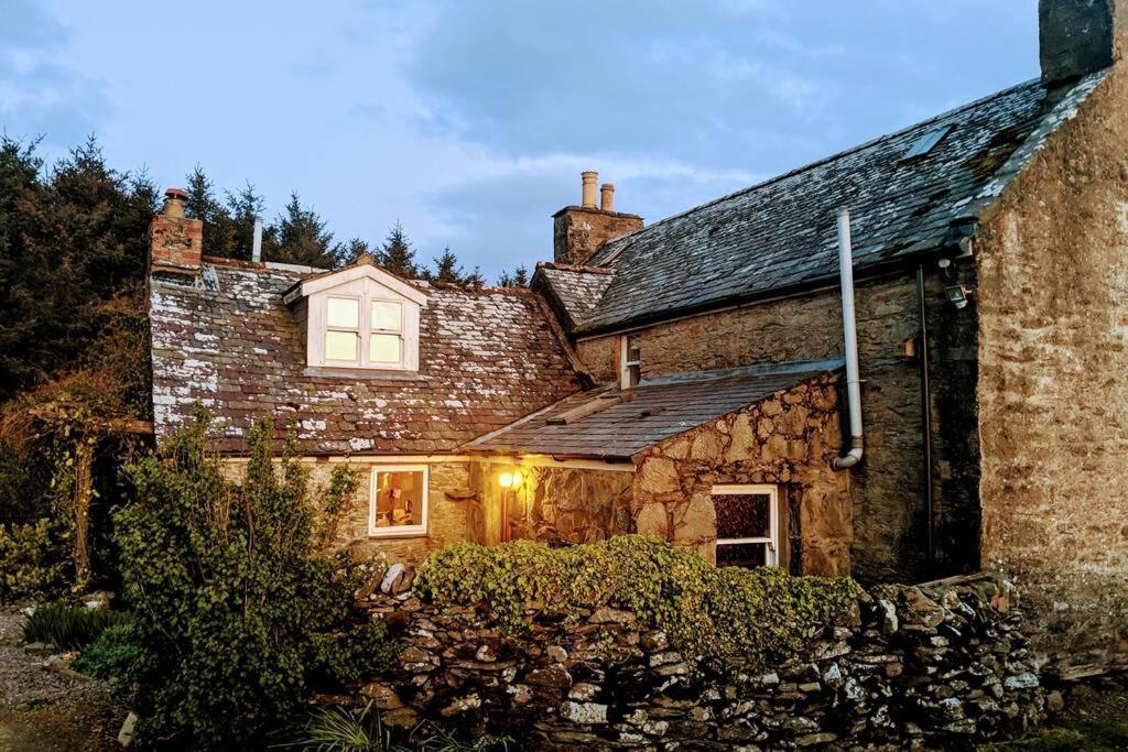 Cosy, Coastal Retreat With A Large Garden Villa Monreith ภายนอก รูปภาพ