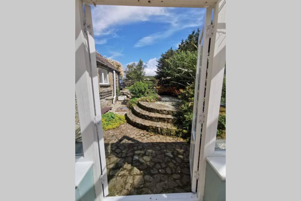 Cosy, Coastal Retreat With A Large Garden Villa Monreith ภายนอก รูปภาพ