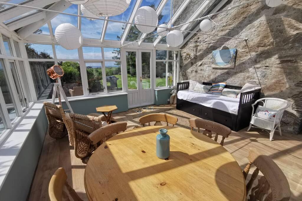 Cosy, Coastal Retreat With A Large Garden Villa Monreith ภายนอก รูปภาพ